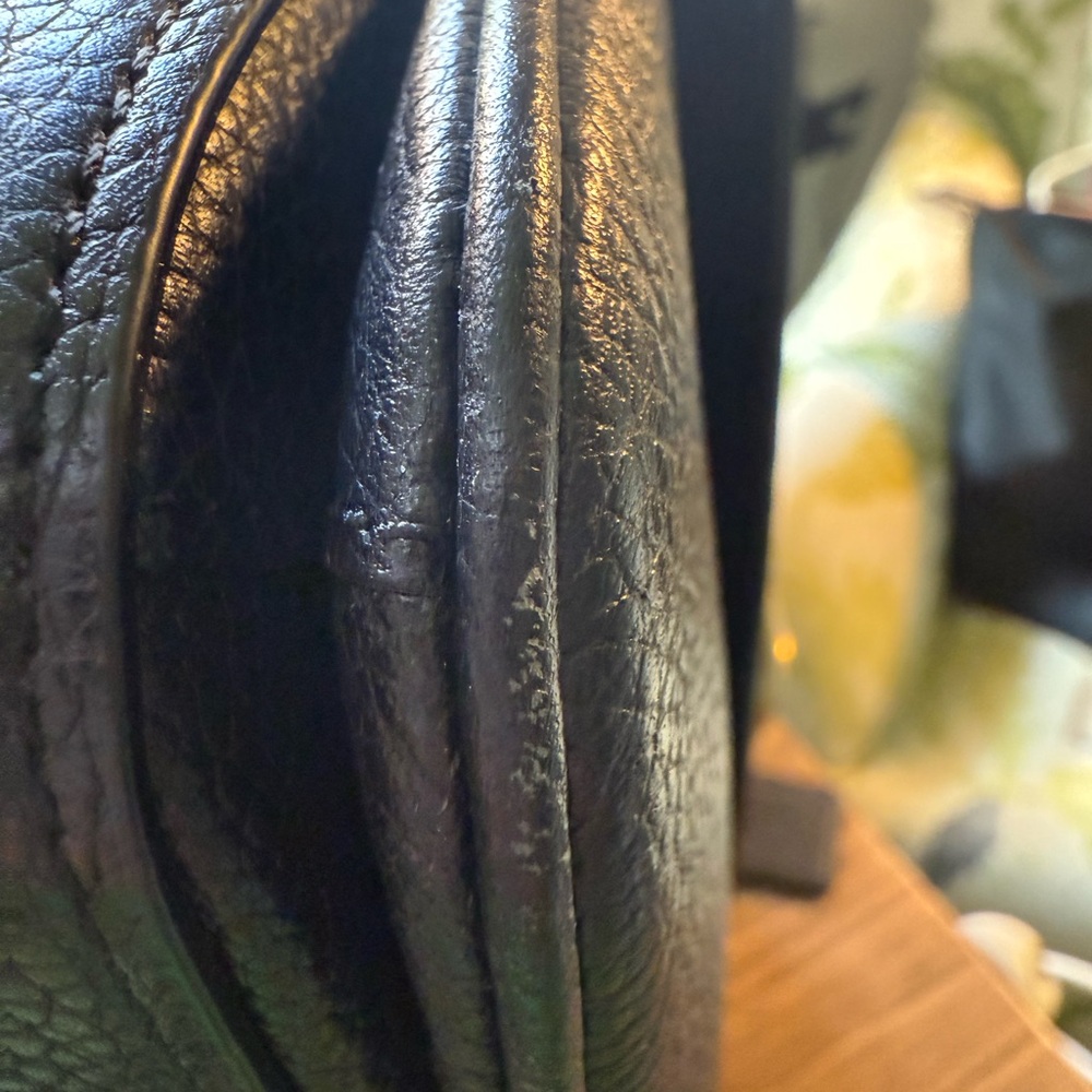 Coach Cassie Original. Pebbled Black Leather. - Picture 9 of 12